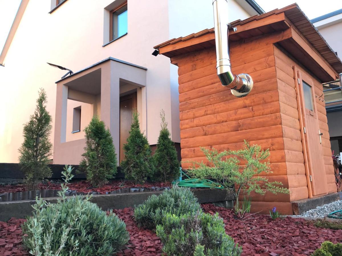 Apartman Emka 2 Липтовски-Микулаш Экстерьер фото